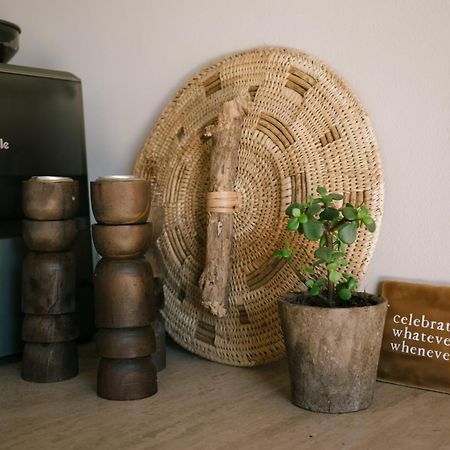 Kokon Boutique Guesthouse Съмърсет Уест Екстериор снимка