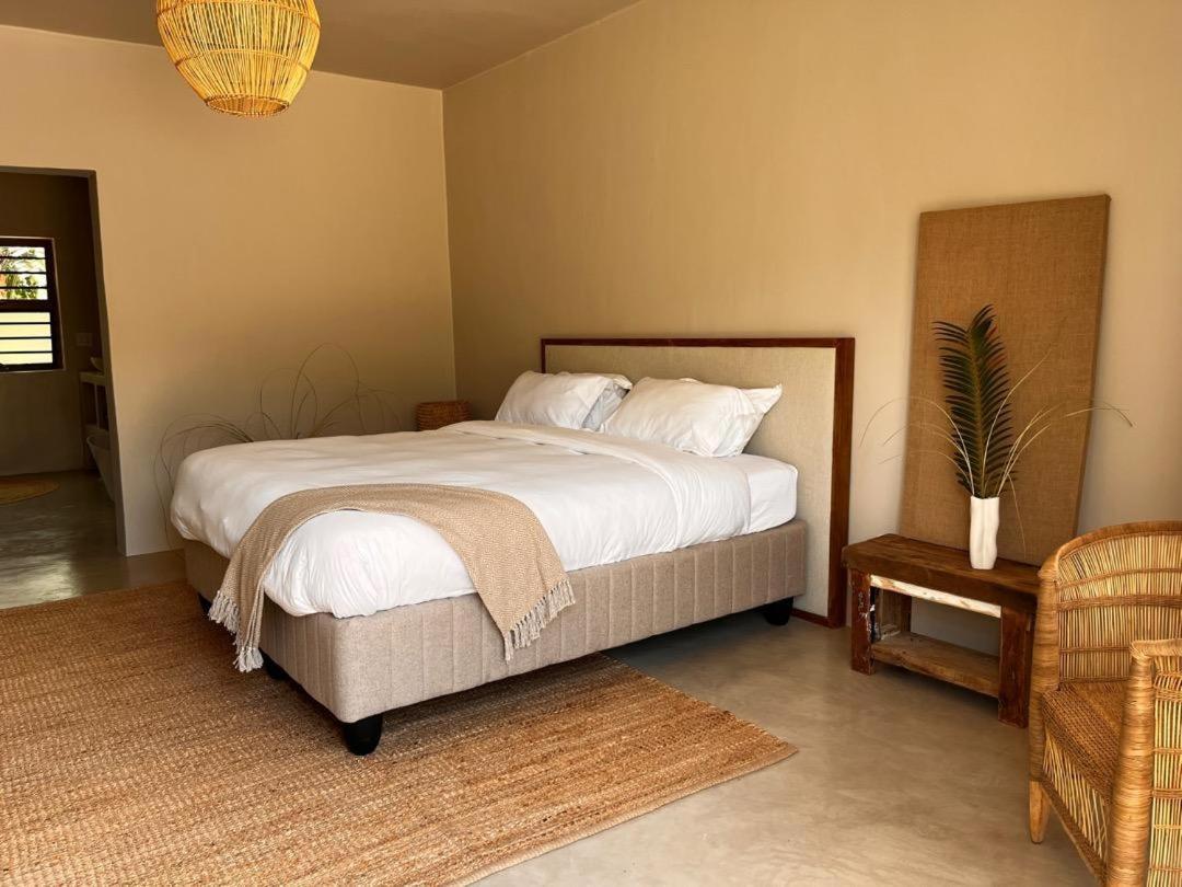 Kokon Boutique Guesthouse Съмърсет Уест Стая снимка